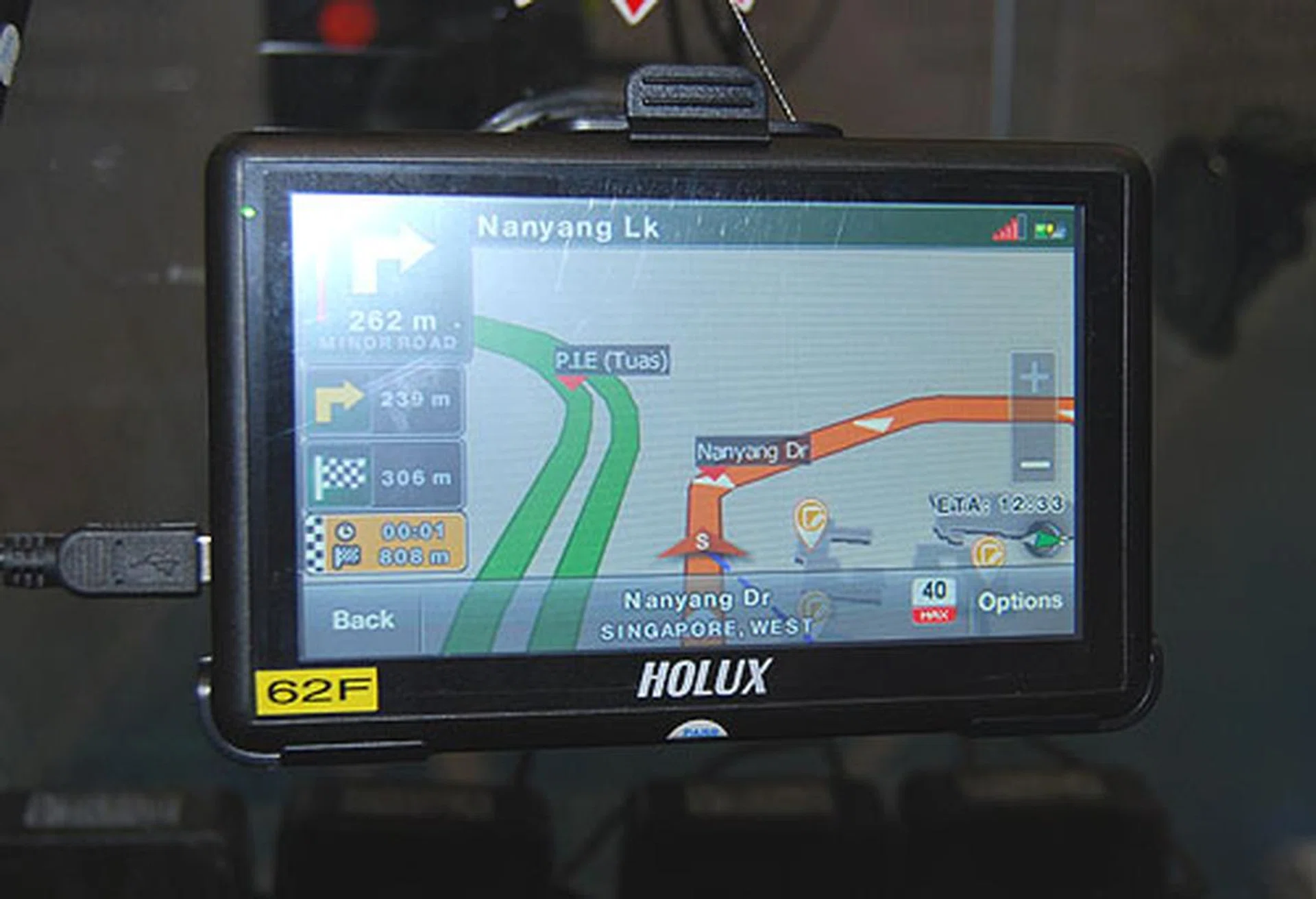 The 5-inch Holux 62F is going for a show special of $199, and comes with the Galactio V8 navigation system.