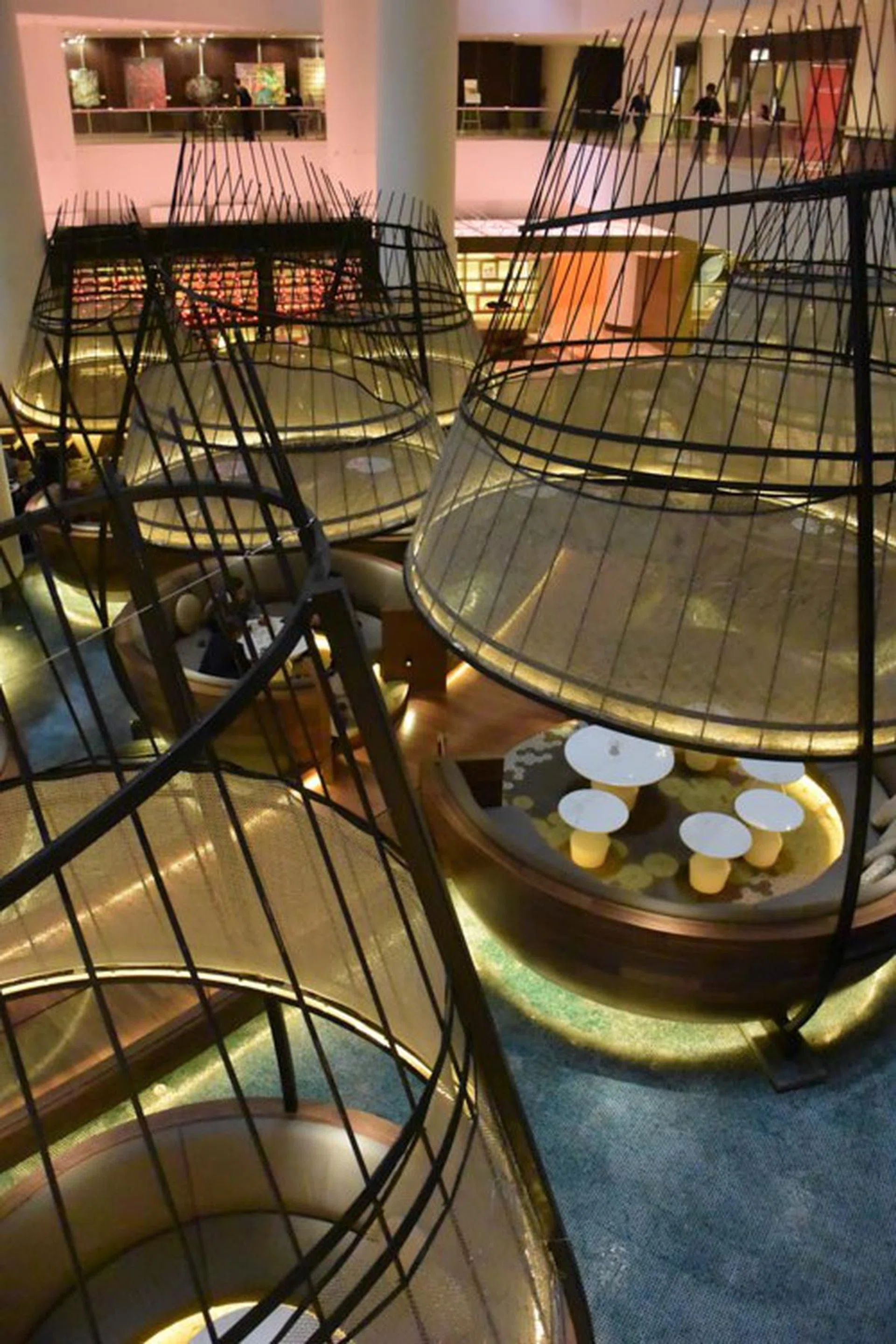 f/3.5 at 10mm, 1/60s, ISO 5000