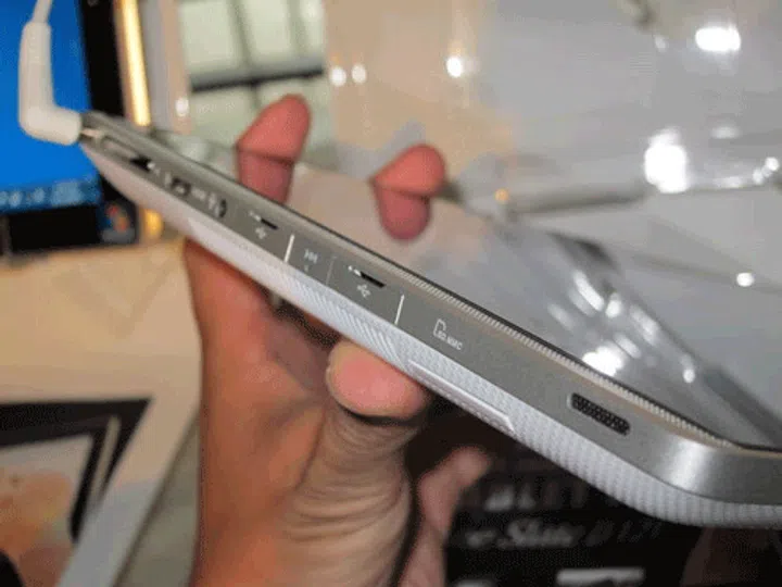 The ASUS Eee Slate is aimed at traveling executives, who need something portable, lightweight and able to take down notes. There are also multiple connectivity options, such as USB ports, card readers and the like.