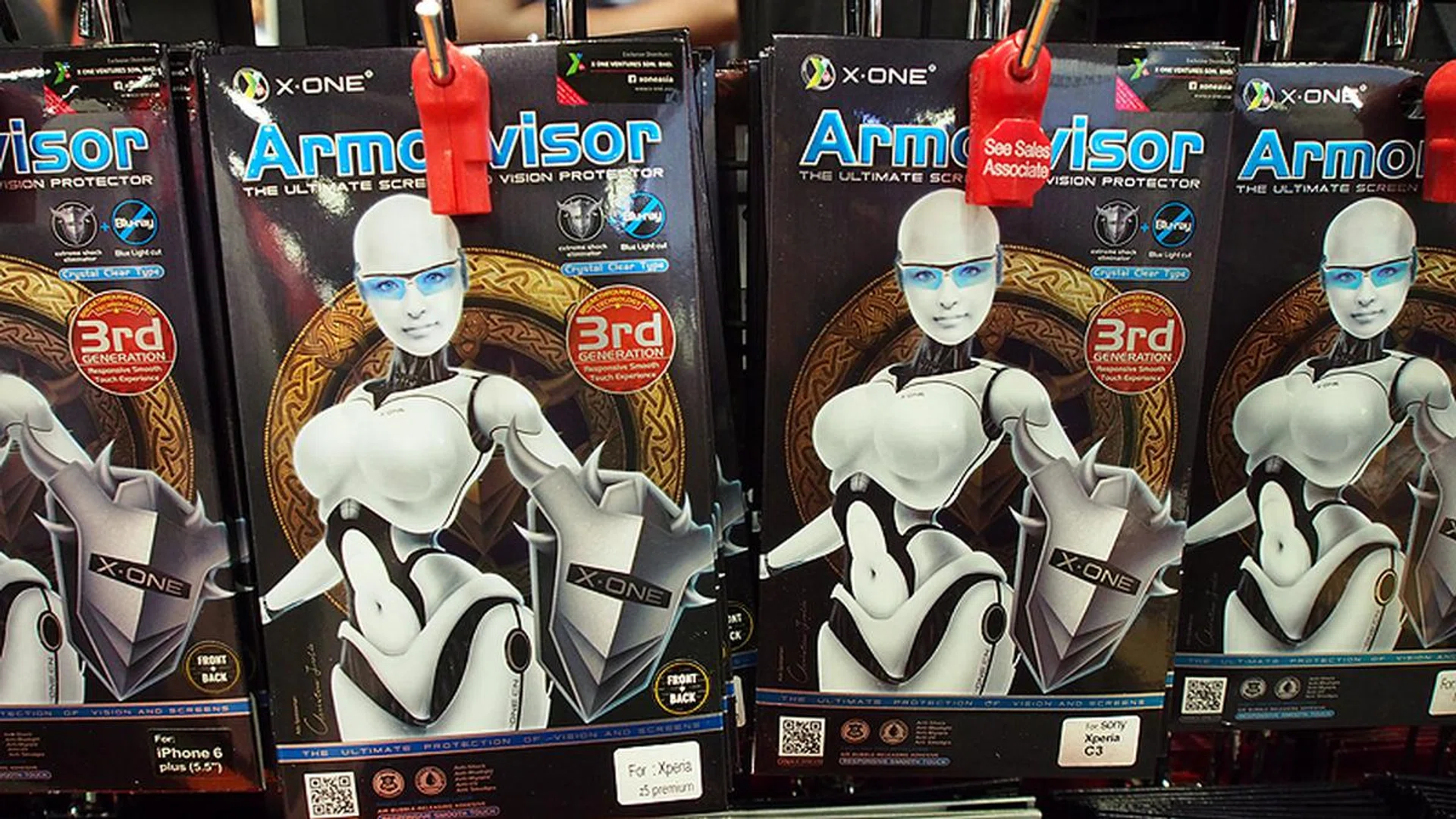 This Armorvisor brand is exclusive to IT Show 2016. From S$39 (U.P. S$49) you can almost certainly get a screen protector that suits your Android OS smartphone – they have pieces that fit the Sony Xperia Z5 Premium, Xiaomi Mi Note, Oppo R7s, and more. Find them at the EpiLife booth (Level 4, Booth 8101).