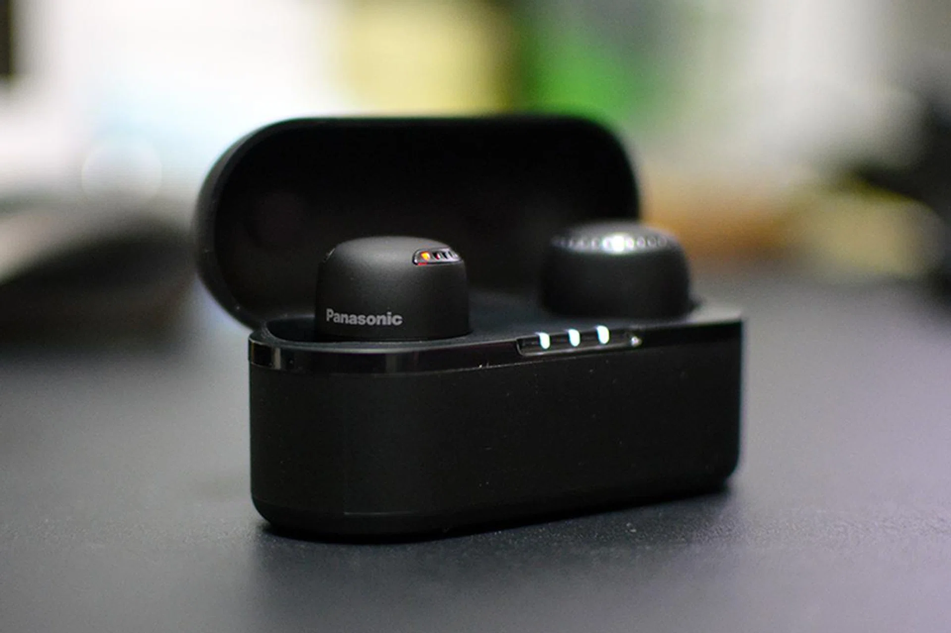 LED feedback adds a little flair to an otherwise bland look. 