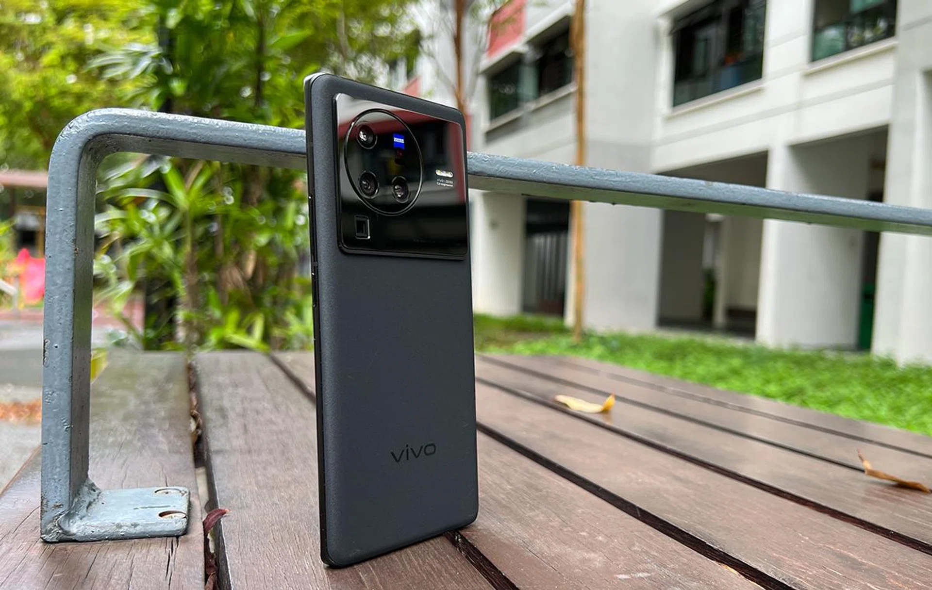Vivo X80 Pro.