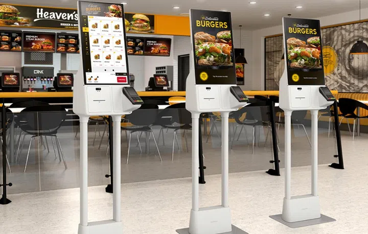 Samsung Kiosk (foreground). Image: Samsung.