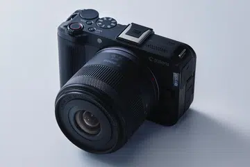 The new Canon EOS R50 V. Photo: Canon