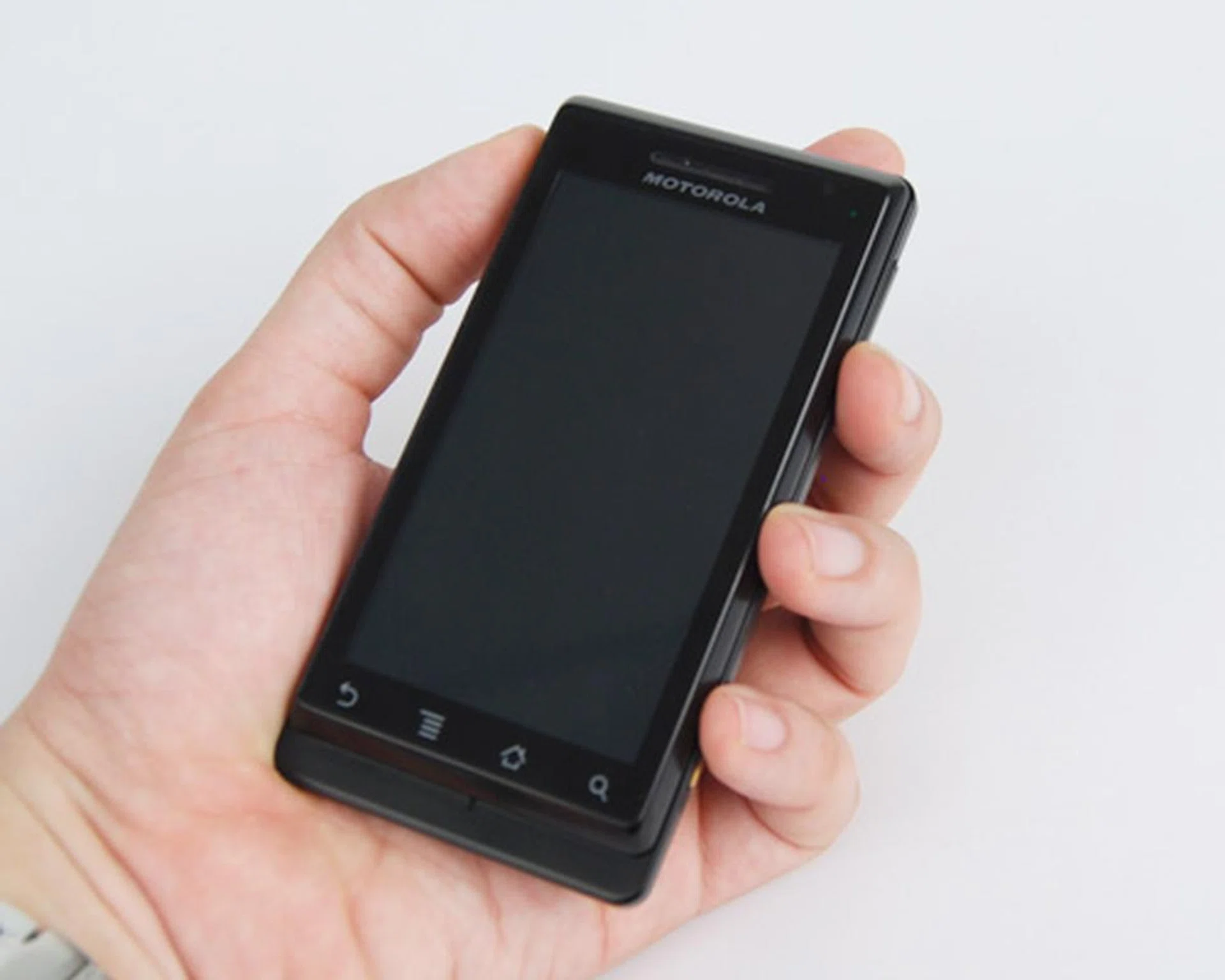 While it might not look like it, the Milestone does add quite a bit of weight to your inventory, with its components packed into a dense and compact form factor.