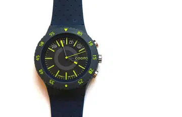 The Cogito Pop is not a smart watch, it is a connected watch.