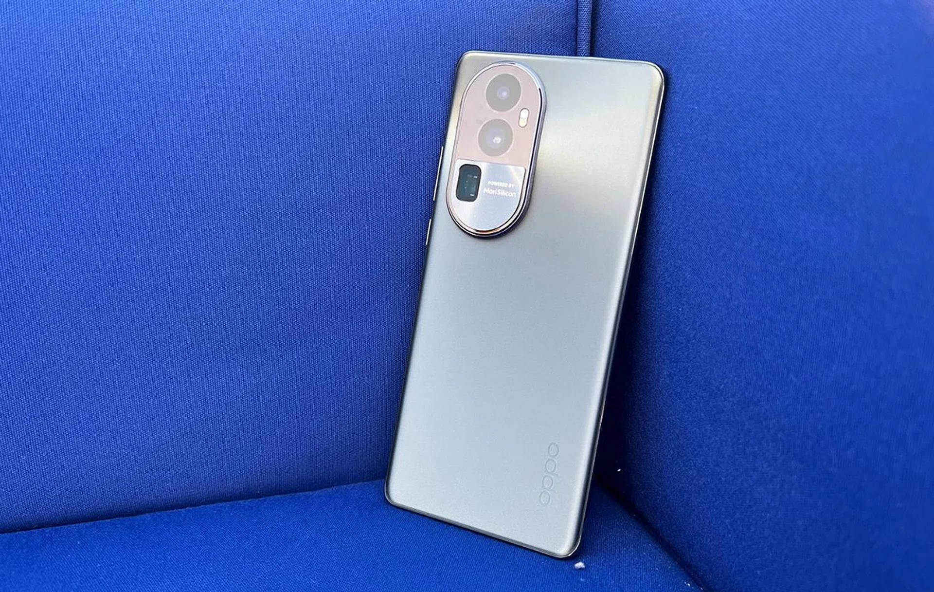 Oppo Reno10 Pro+ 5G in Silvery Grey.