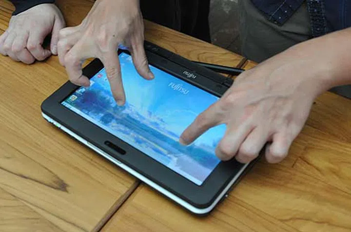 Four finger goodness!