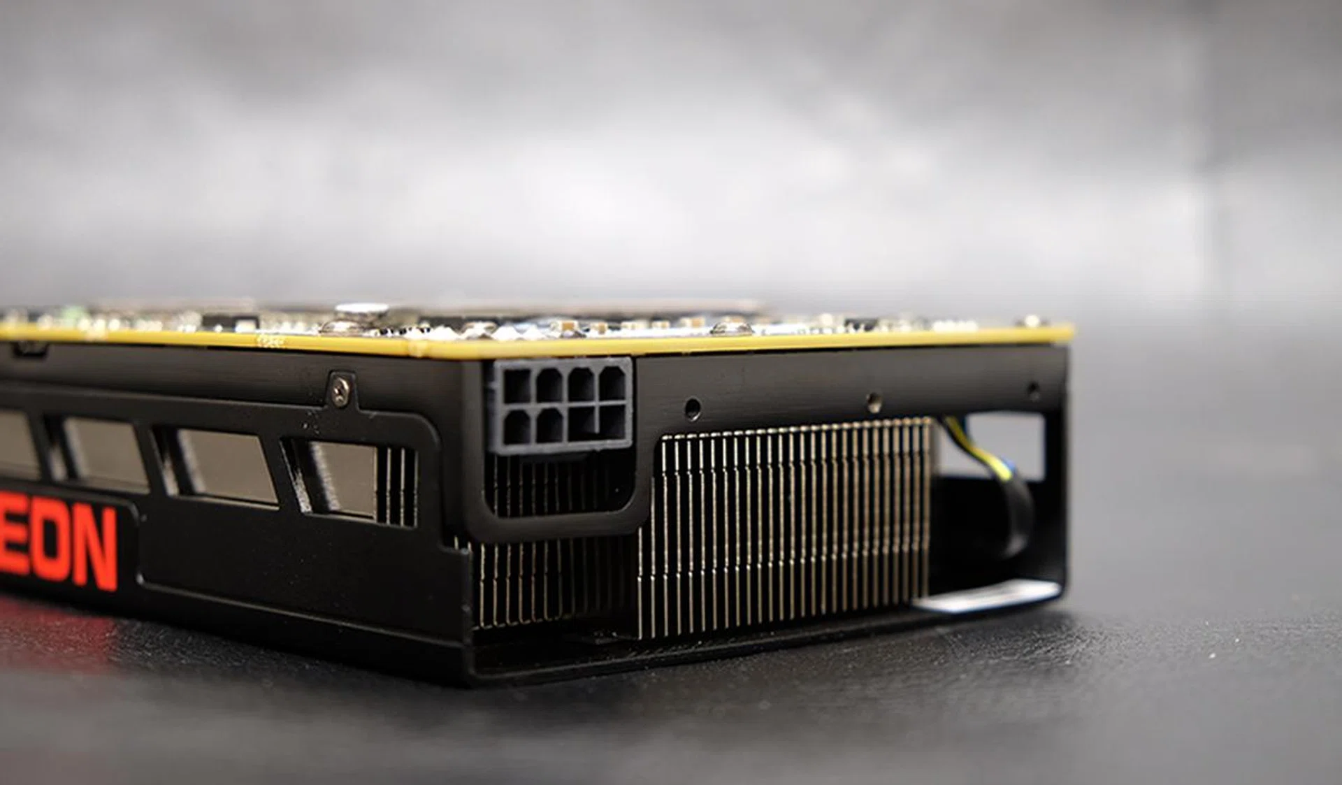 AMD Radeon R9 Nano power connector