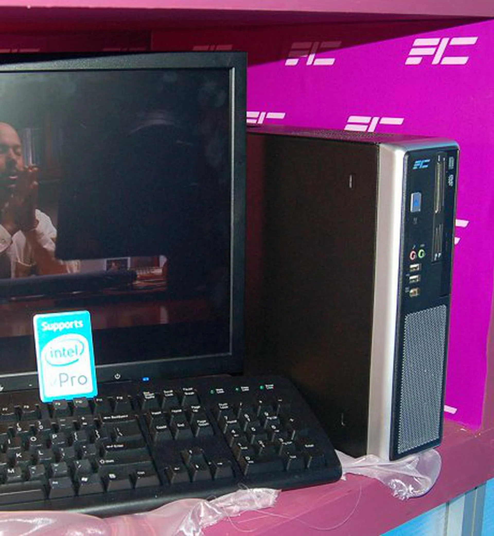 PicoBTX is backbone for the FIC Sunbird which apart from having a small footprint and quiet 26dB operational levels is also designed to support Intel vPro for improved security, energy efficiency, and better manageability.