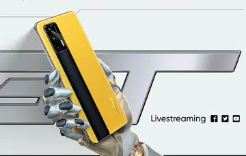 Realme GT.