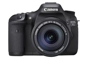 The Canon EOS 7D is our best semi-pro DSLR camera. 