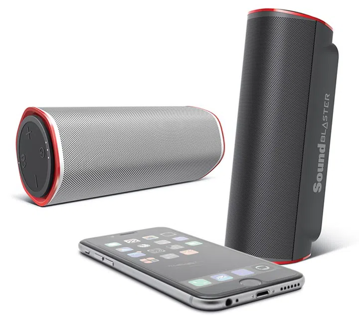 The Sound Blaster FRee is available in a choice of White and Black.