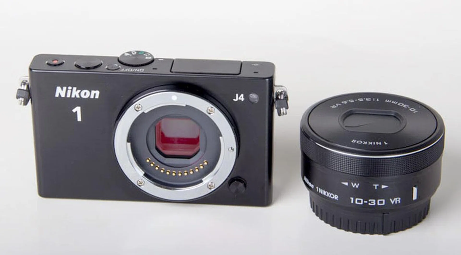 The Nikon 1 J4 and 10-30 f/3.5-5.6 PD-ZOOM kit lens.