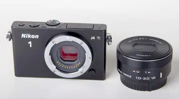 The Nikon 1 J4 and 10-30 f/3.5-5.6 PD-ZOOM kit lens.