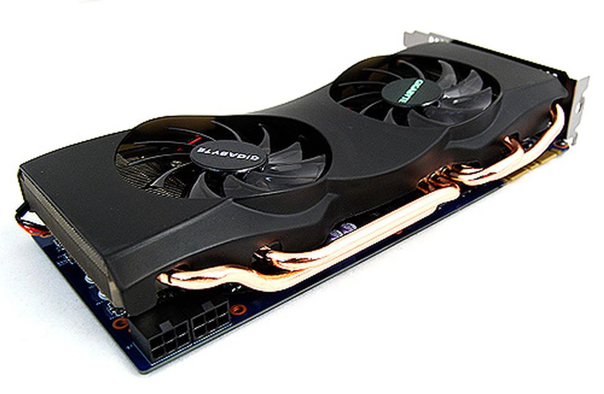 Apart from the four thick copper heat pipes which help dissipate heat evenly across the entire heatsink, the cooler also has fans which are specially inclined at an angle to provide better cooling.