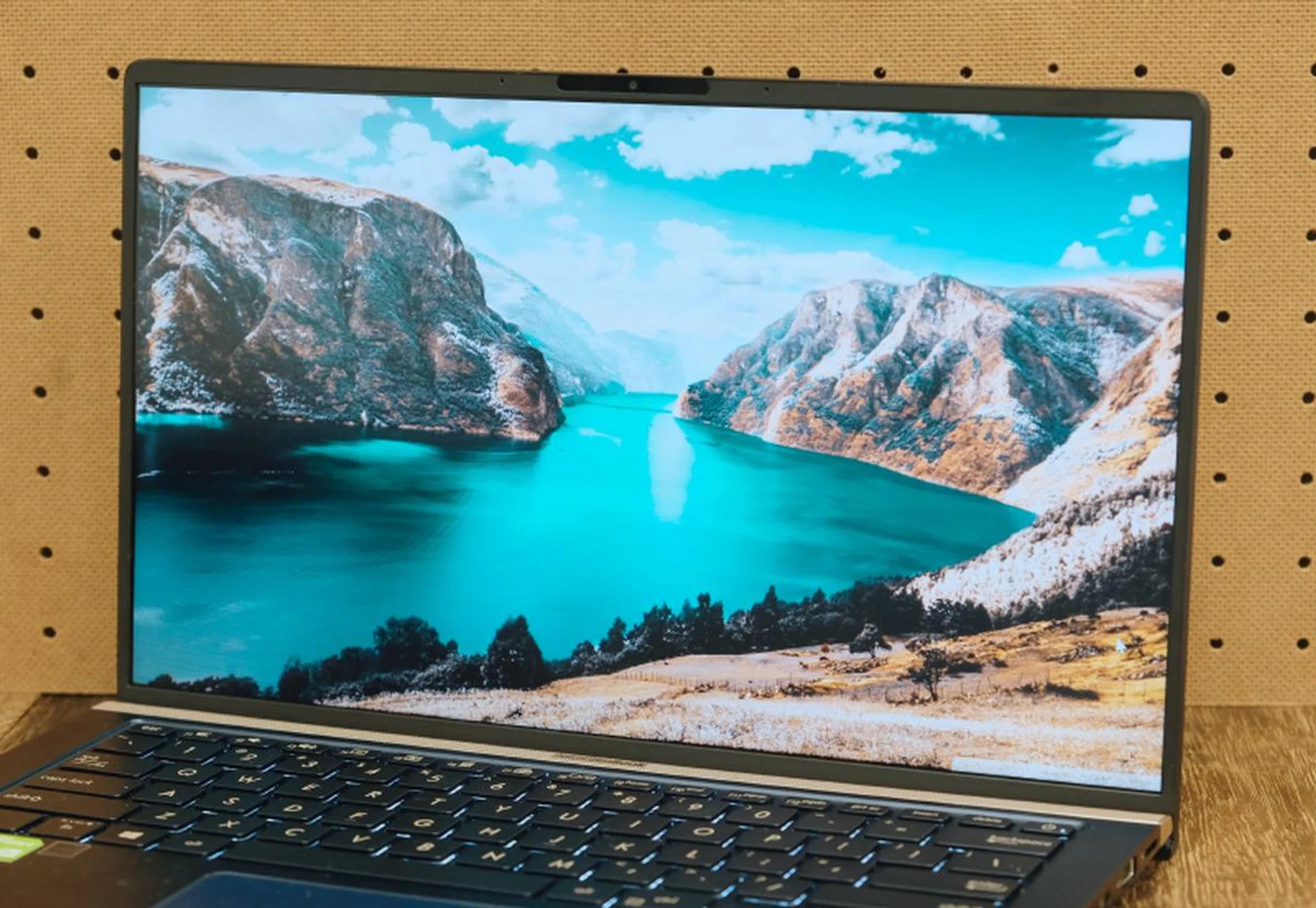 The thin bezels make the display look larger and more dramatic.