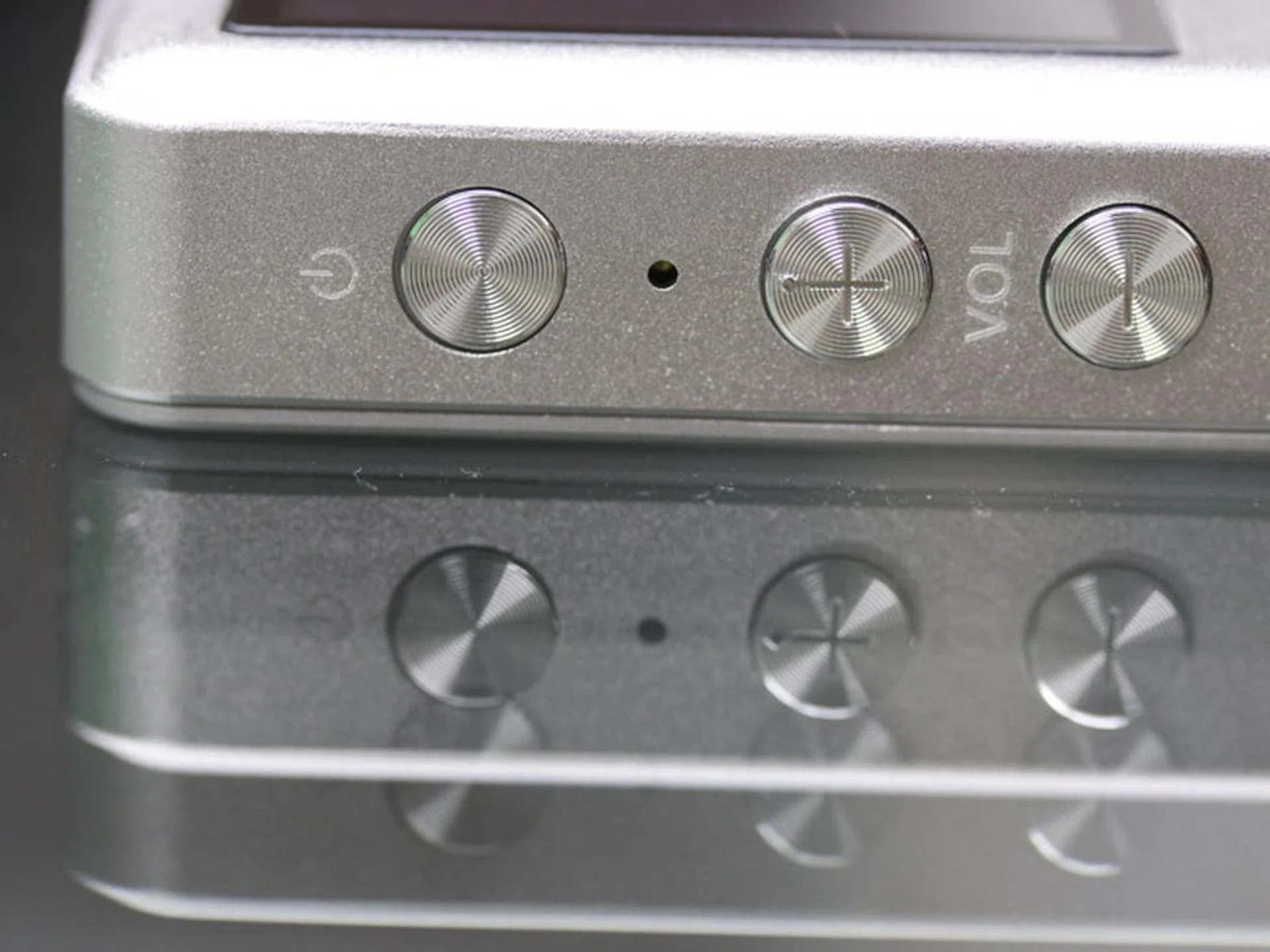 While the power button and volume controls are on the left.