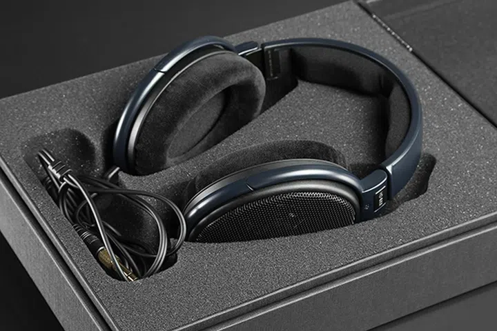 (Image source: Massdrop)