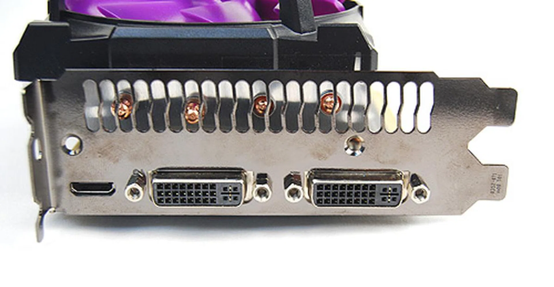 Despite the large cooler and higher clock speeds, the Sparkle Calibre X580 still comes with the same twin DVI and single mini-HDMI ports that reference cards have.