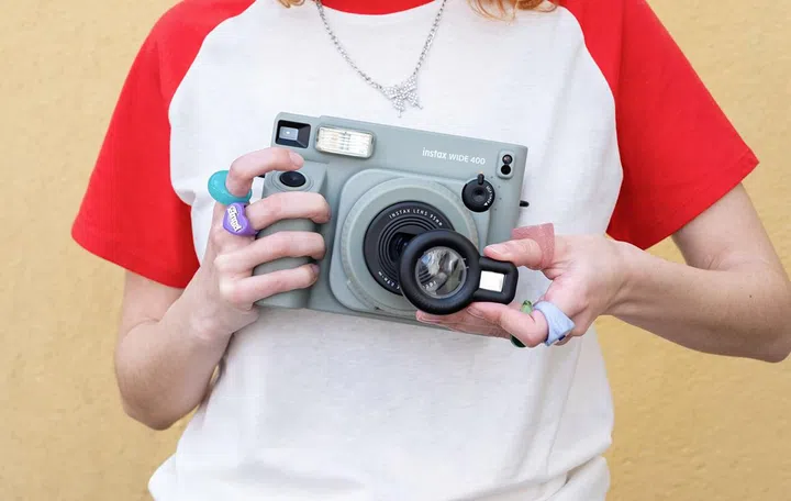 The brand new Wide 400. (Image Source: Fujifilm)