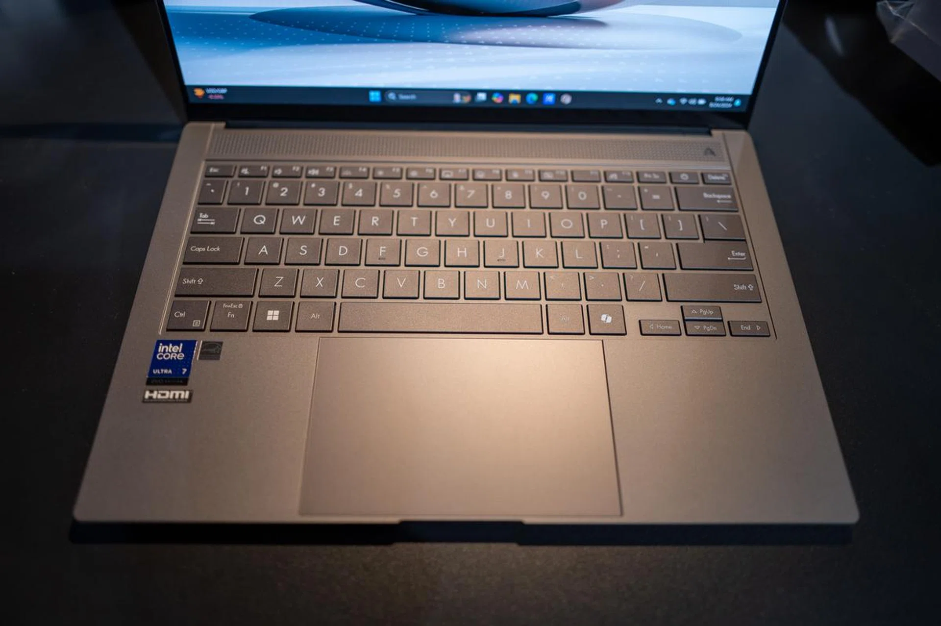 While it looks similar to its Meteor Lake predecessor, the new Zenbook S 14 was designed from the ground up. PHOTO: HWZ