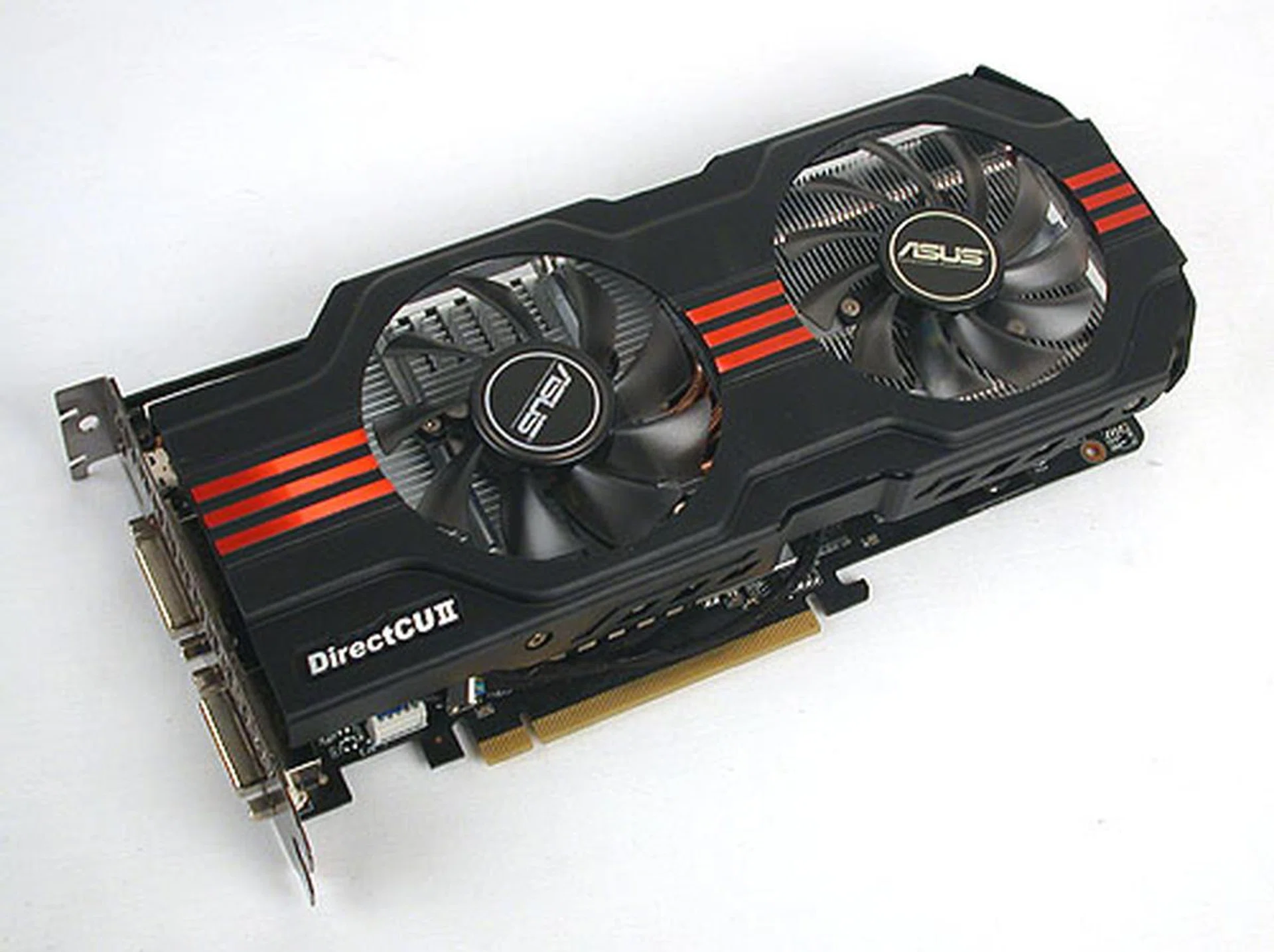The GeForce GTX 560 gets the DirectCU II treatment from ASUS. With its huge, dual-fan cooler to support its overclocked frequencies, we expect a speedy and cool performance.