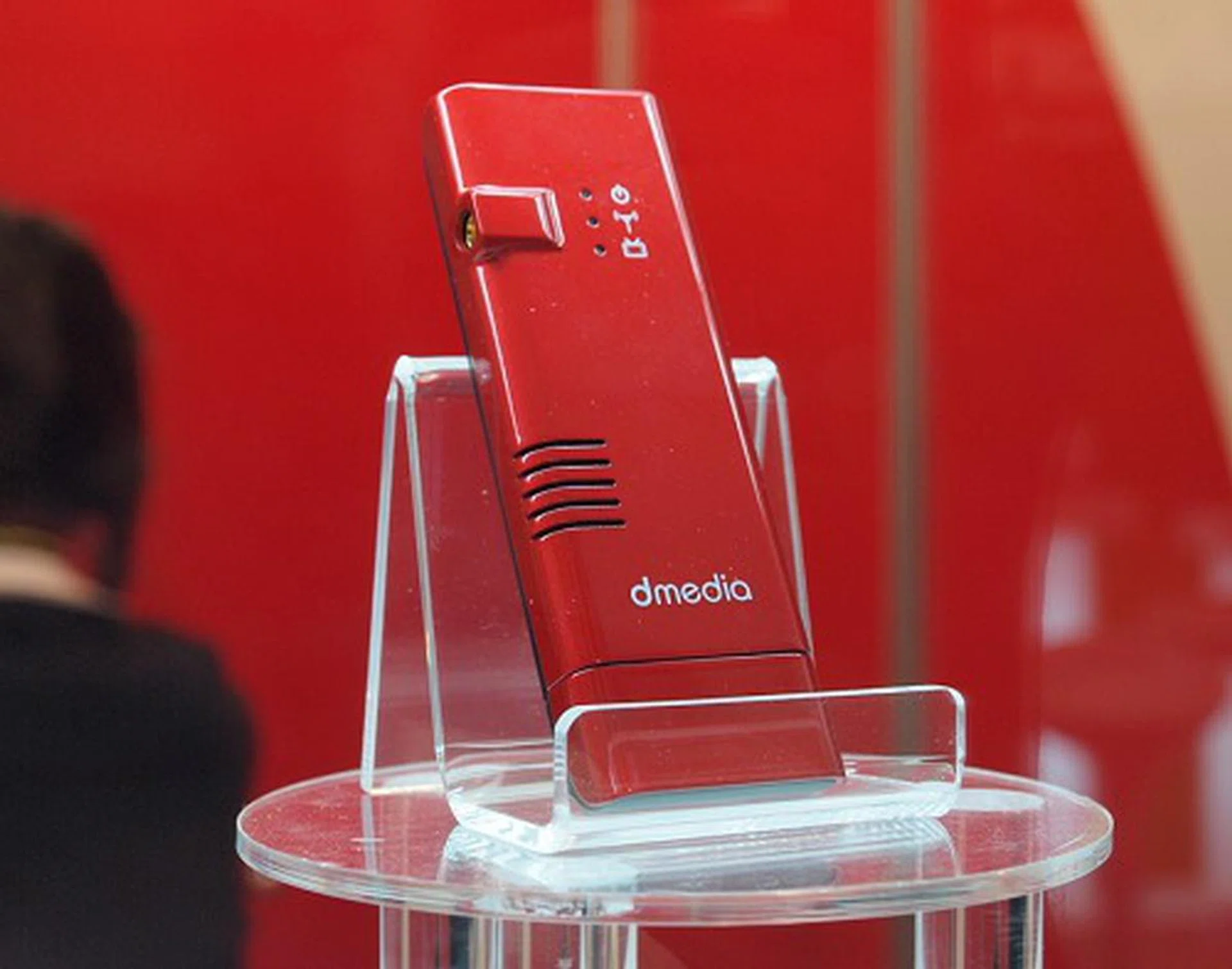  This the dmedia D1, a WiMAX TV dongle.  