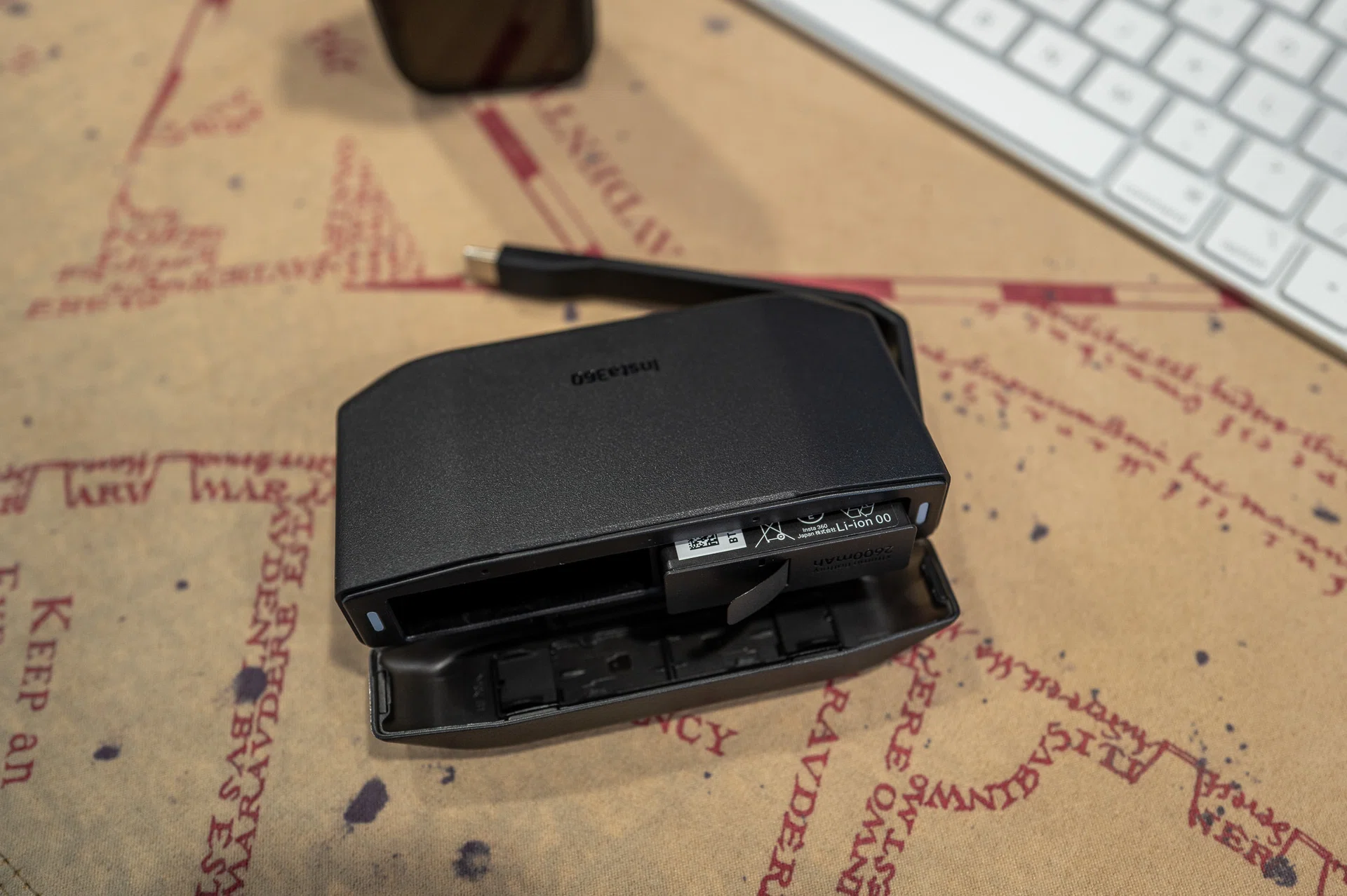 Insta360 X6 charging case