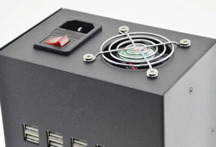 (Image source: USBFever.com.)