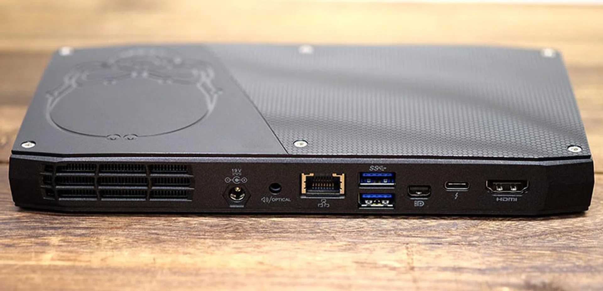 Aftershock Nano S rear I/O