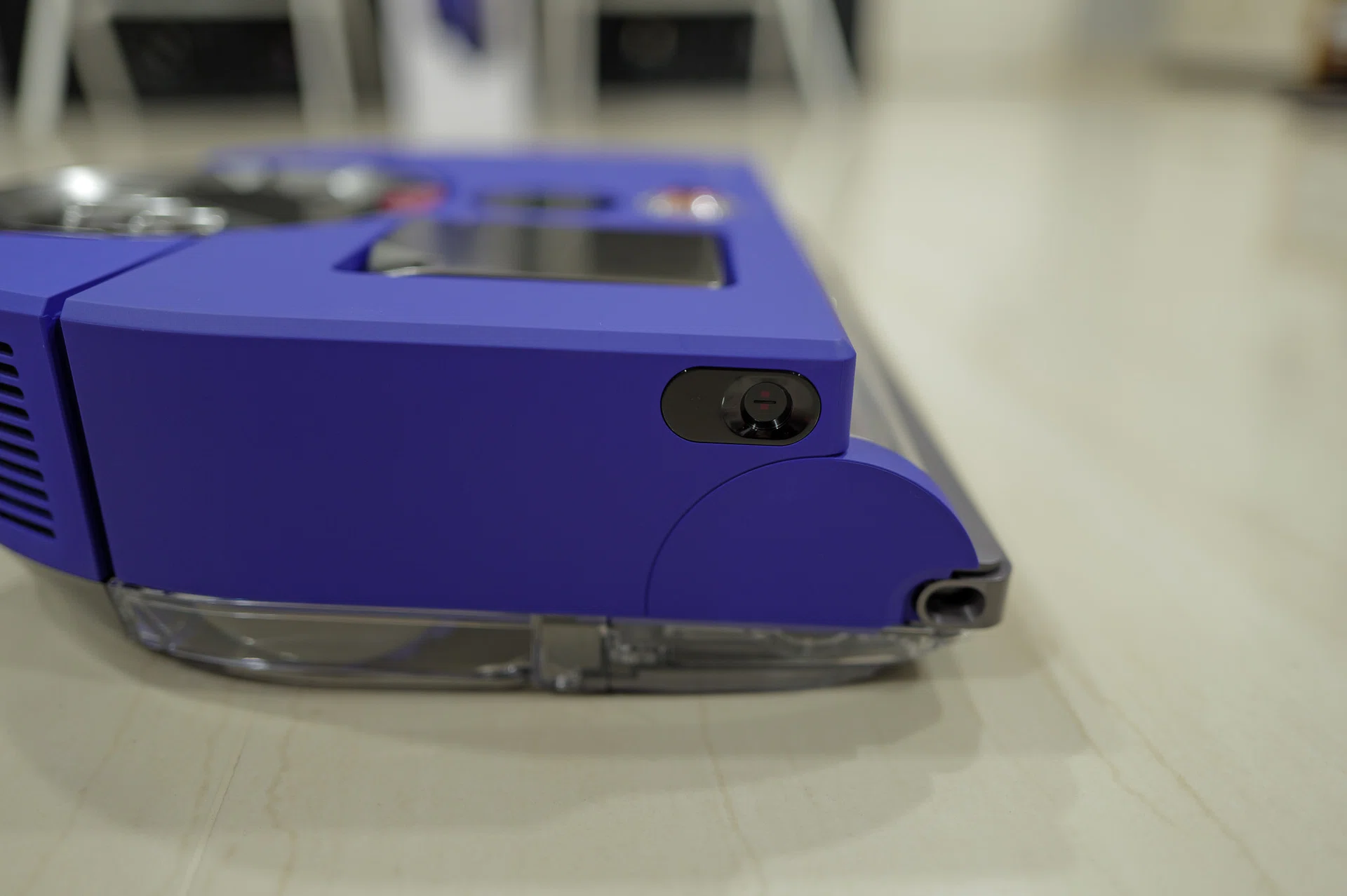 Peppered around the 360 Vis Nav are sensors that look like this.