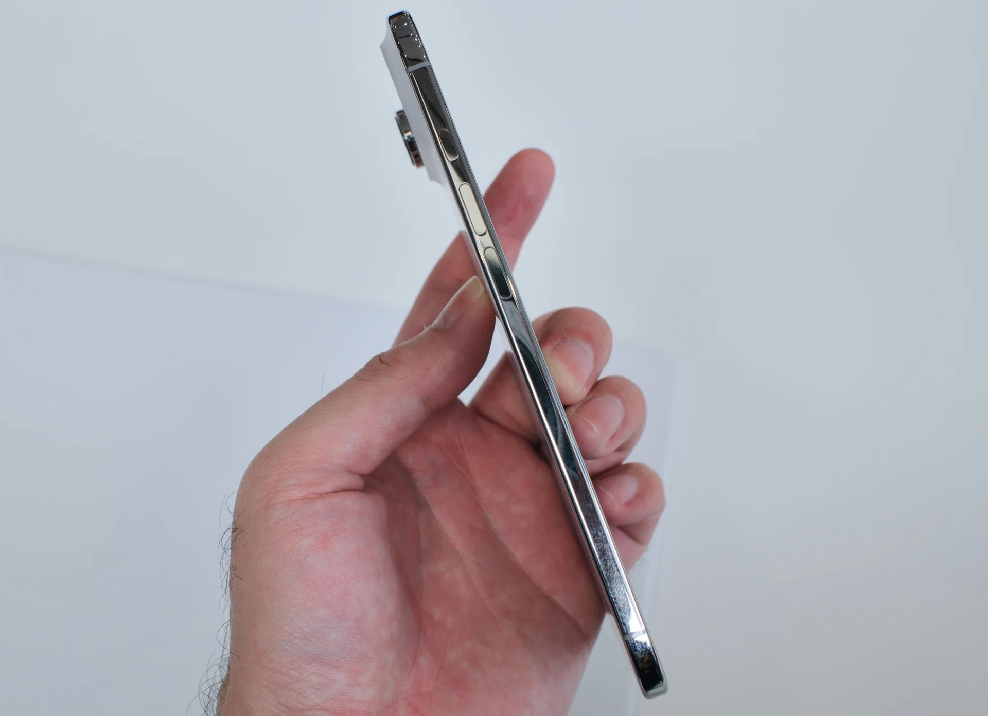 iPhone Air thin profile