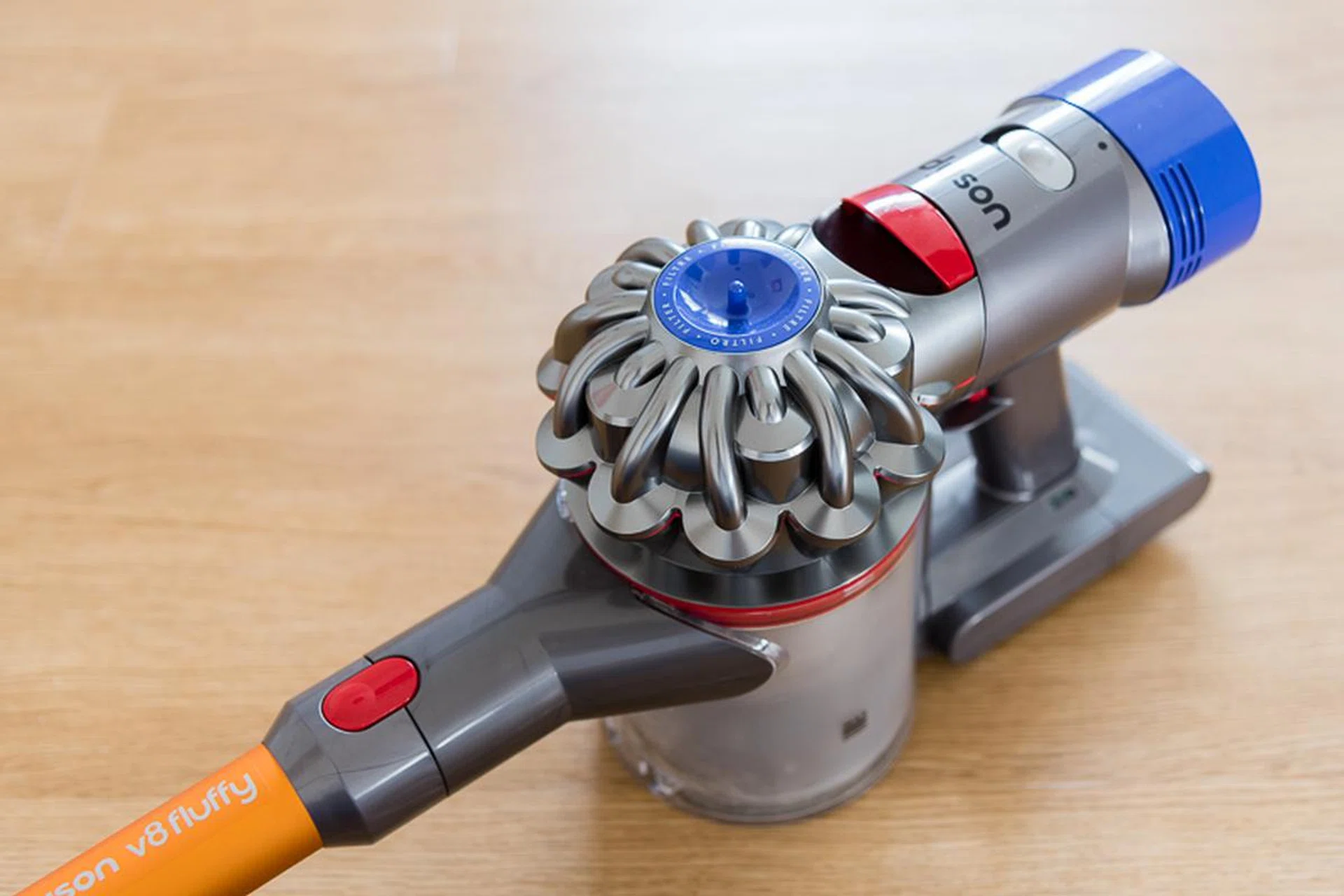 Jokes aside, its design is fully functional. The red, for example, indicates parts that you can press and pull.