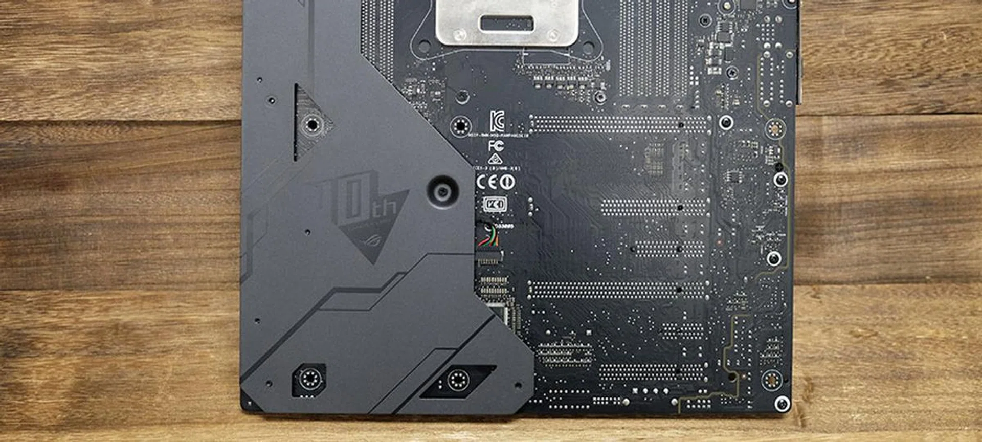 ASUS ROG Rampage V Edition 10 backplate