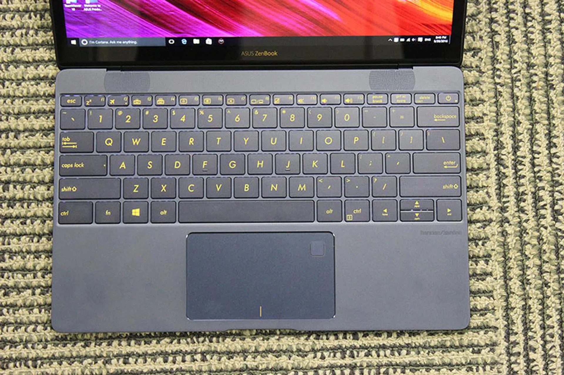 ASUS ZenBook 3