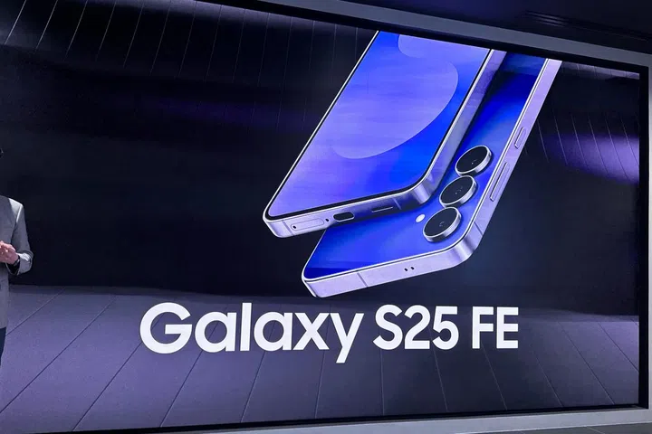 Samsung Galaxy S25 FE banner.