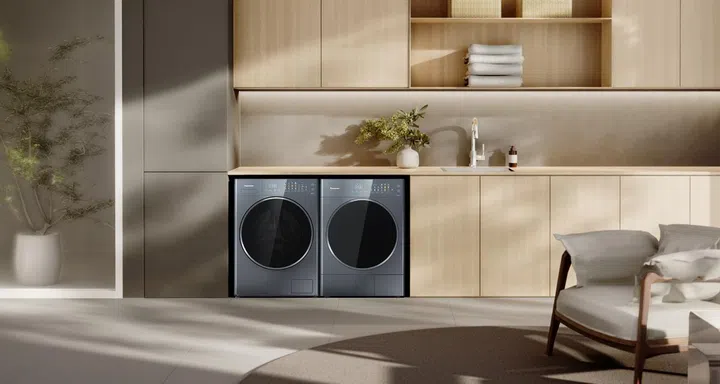 The V Series washer uses AI technology to adapt to different fabrics and soil levels, while the dryer’s three-inverter motor system and nanoe™ X technology ensure efficient drying and elimination of bacteria and odours. PHOTO: PANASONIC
