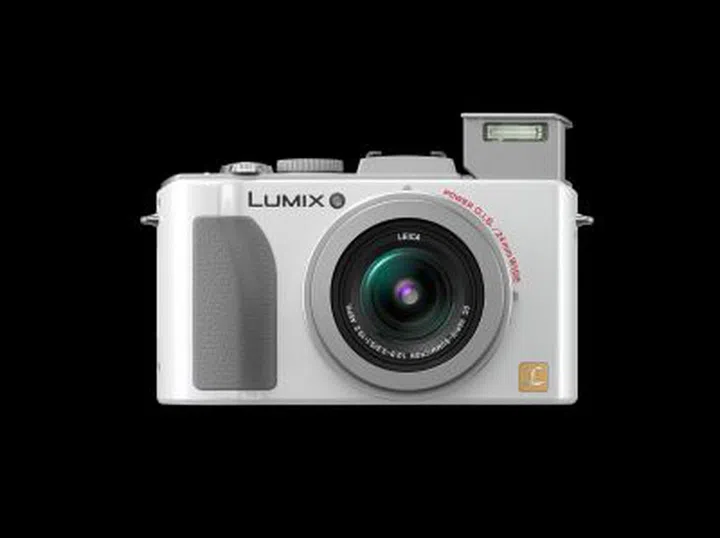 The white color version of the LUMIX FX5.