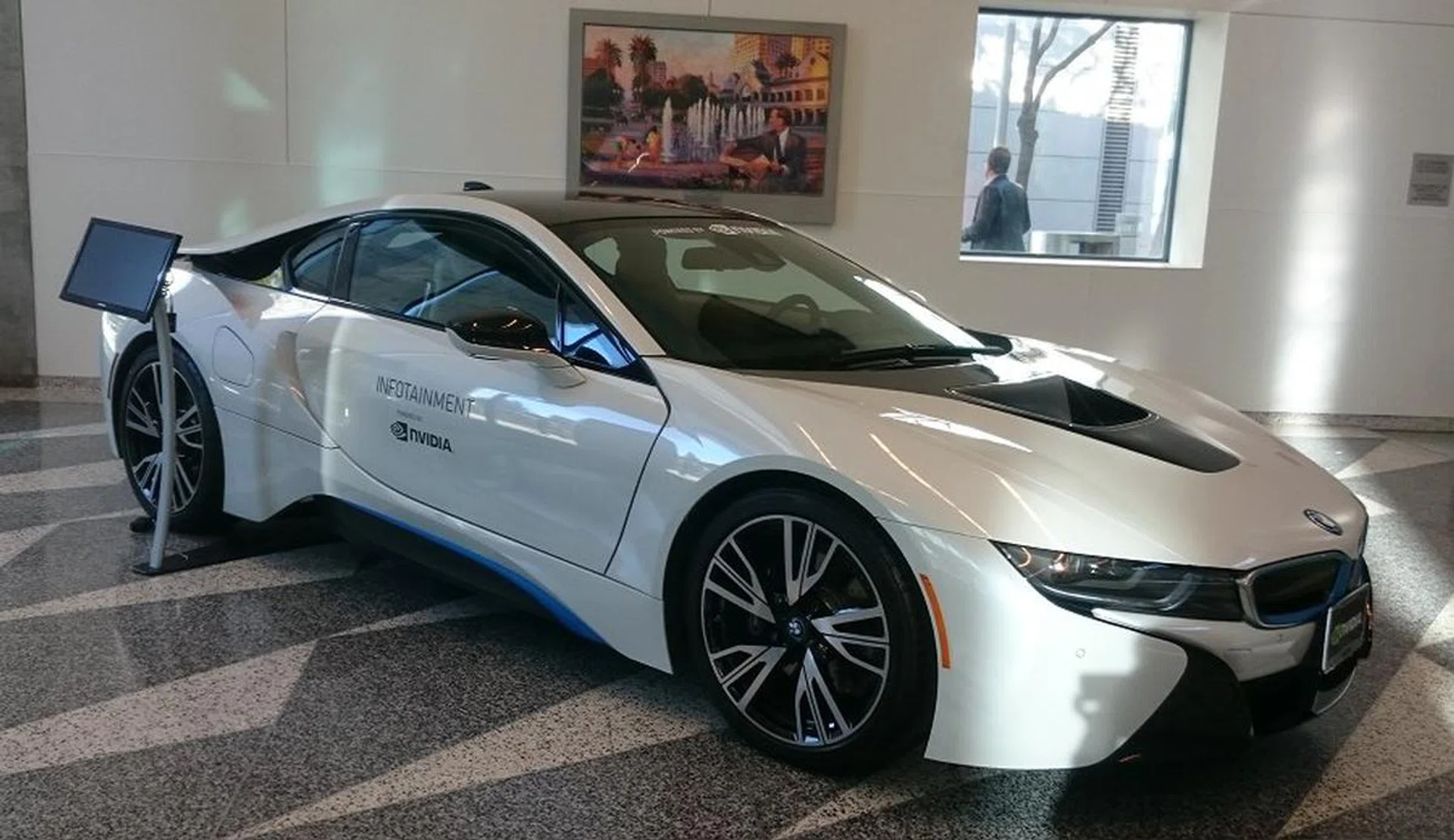 The BMW i8 is one of the first cars to embrace a fully NVIDIA powered infotainment system by the Drive CX.