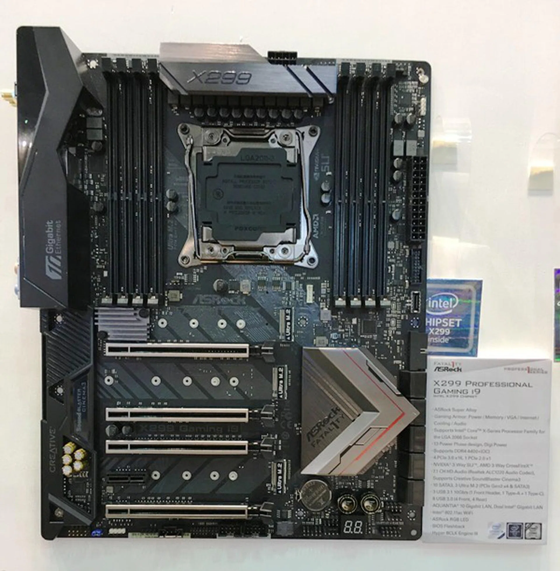 ASRock Fatal1ty Professional Gaming i9