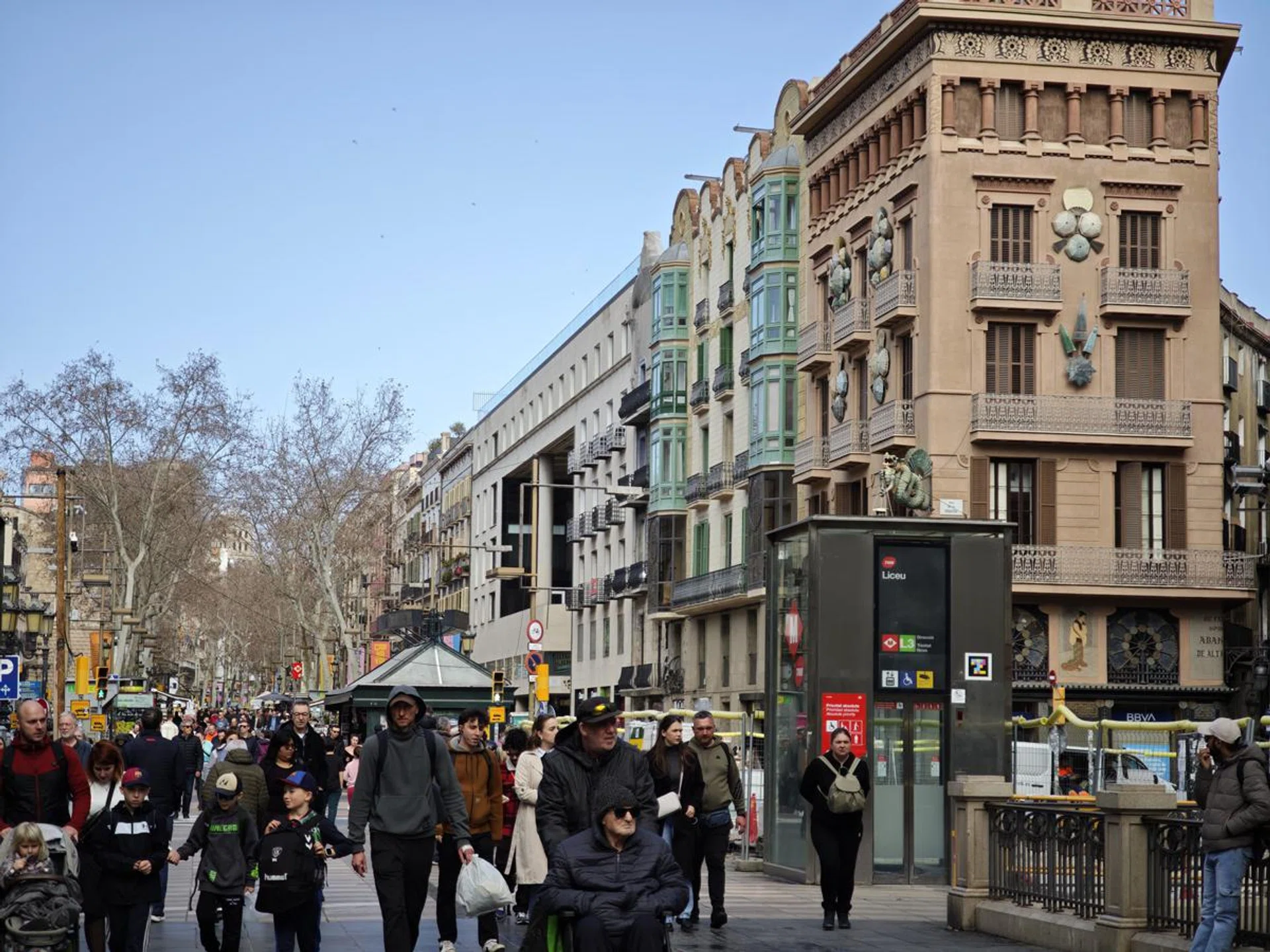 3x zoom (70mm). Photo: HWZ.