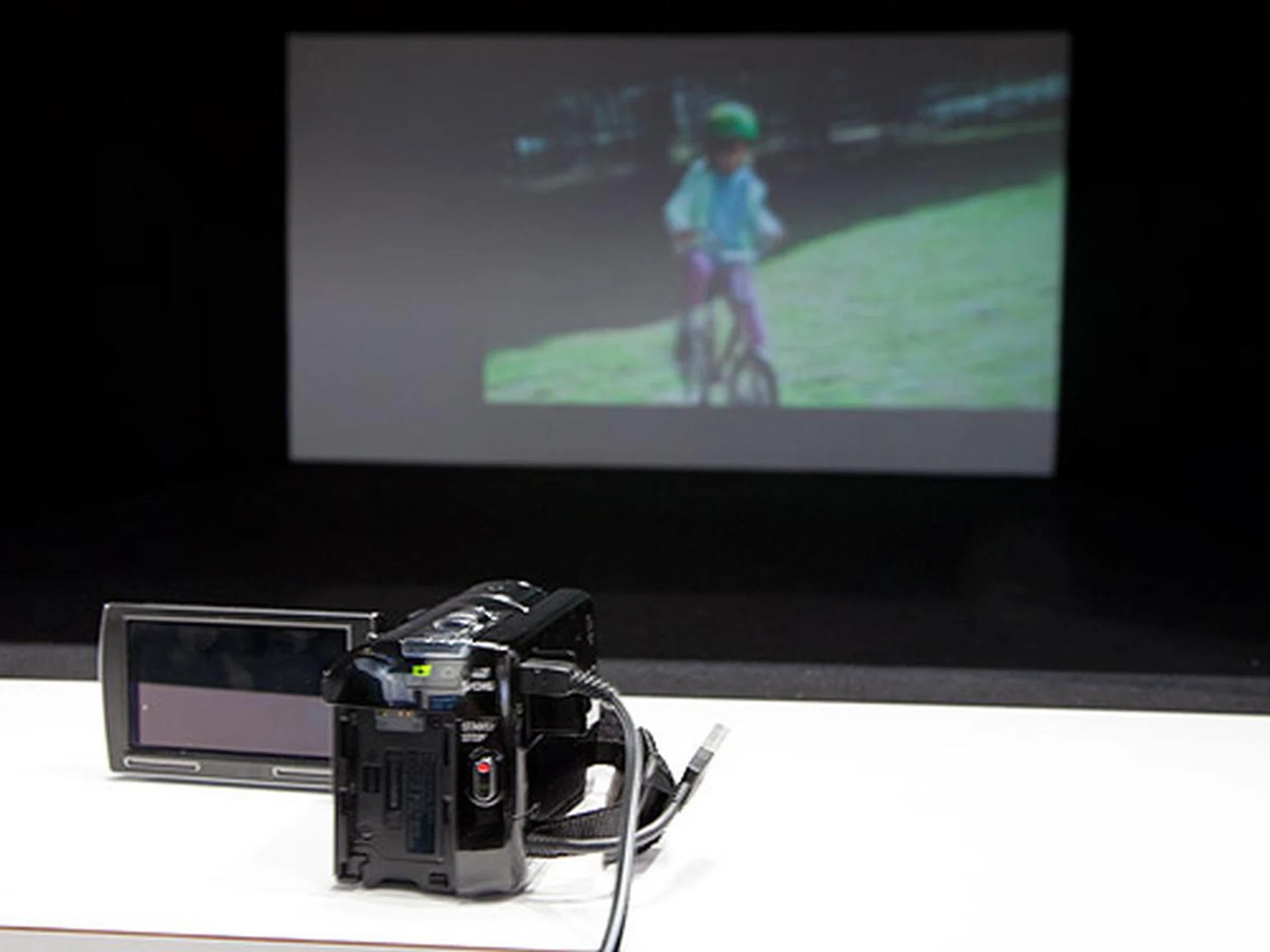 The built-in projector in the HDR-PJ50V may not be powerful, but it seems bright enough if projected in a relatively dark room.