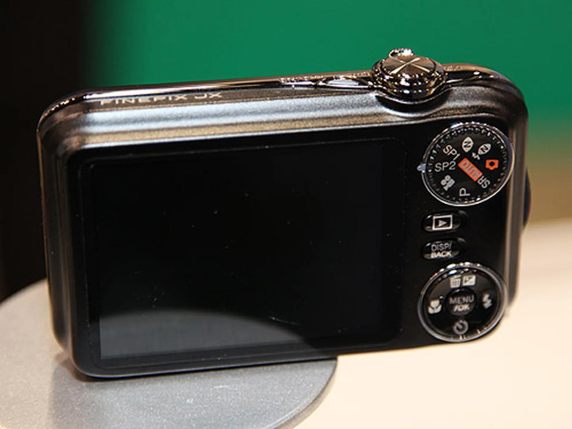 The rear view of the FinePix JX350.