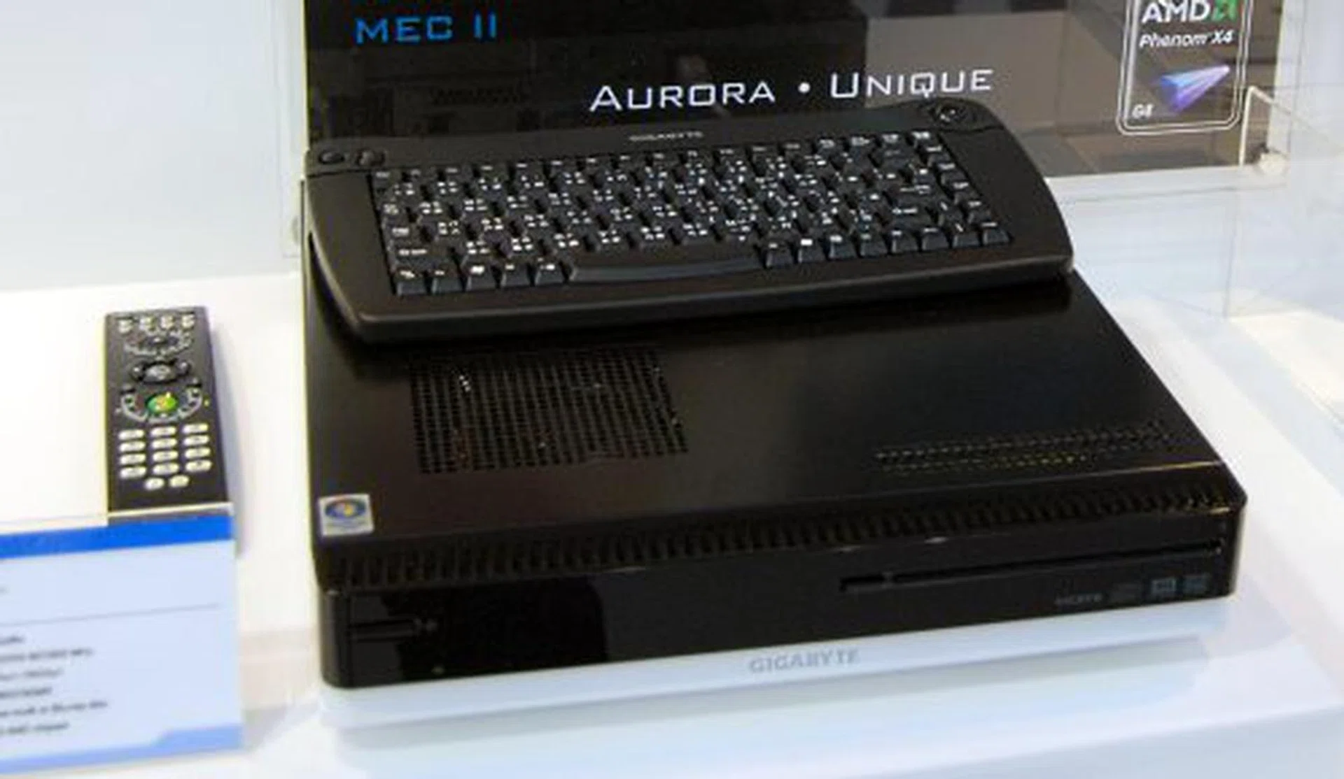  Gigabyte has also dabbled in HTPC setups and the MEC II is another example. Using a K8 Griffin CPU and an AMD 780M + SB700, this slim PC can support a Blu-ray optical drive and up to 4GB of DDR2-667/800 memory.  