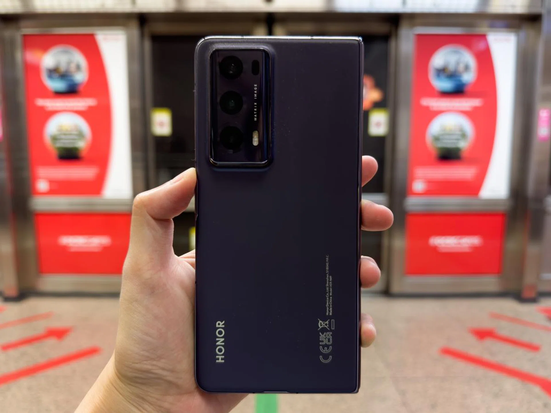 Honor Magic V2.