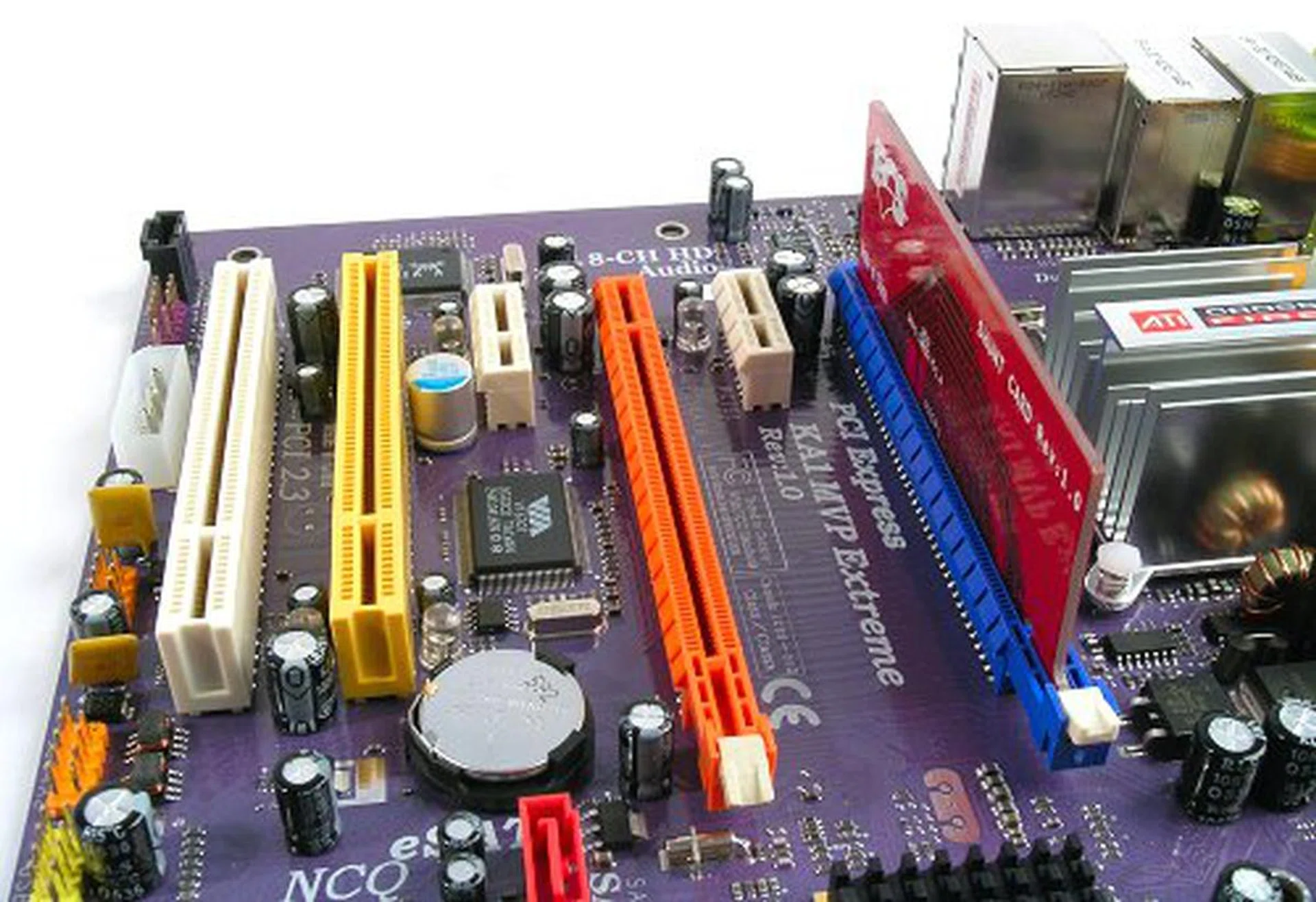 Well stocked expansion slots, but PCIe slot availability are dependent on graphics card used. But since there's little use for PCIe x1 slots now, this design is acceptable.