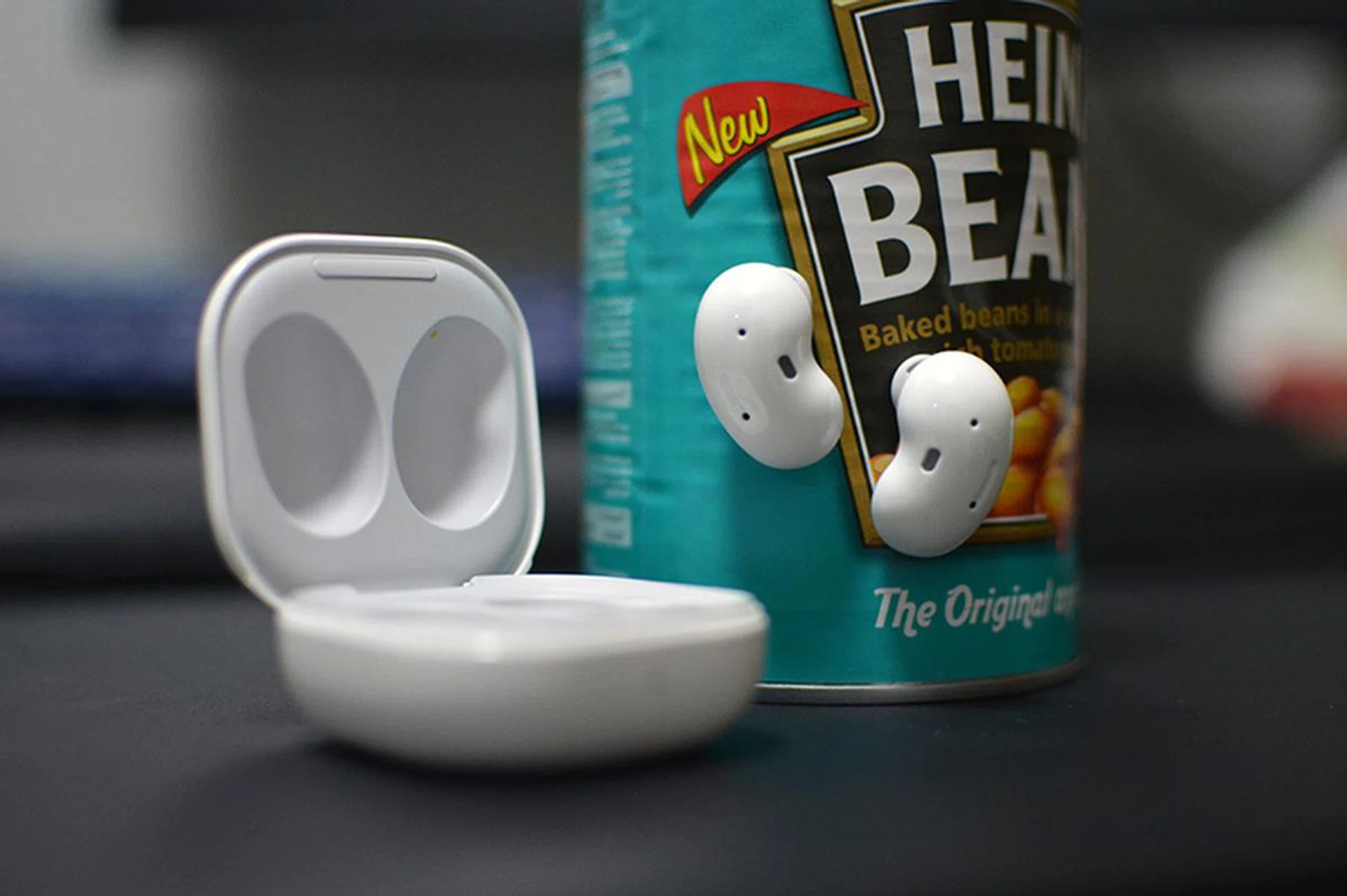 The Galaxy Buds Live is attracted to a can of beans as I am at Sunday brunch. 