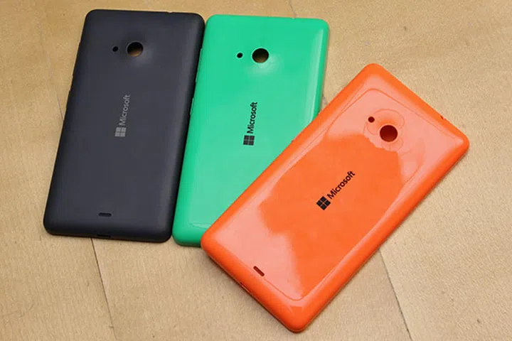 Need to change your style? Just swap the shell! Bright green, bright orange, white, dark grey, cyan, and black color shells are available.