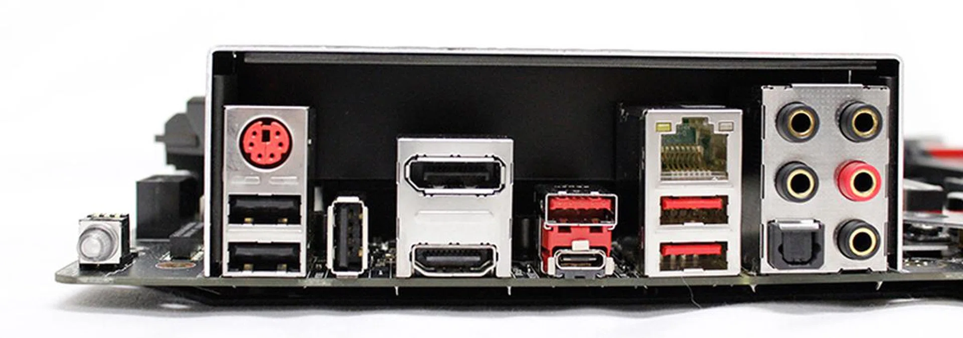 MSI Z170A Gaming M9 ACK rear I/O